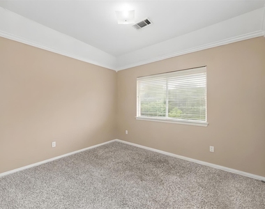937 Parker Drive - Photo Thumbnail 22