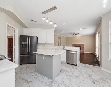 937 Parker Drive - Photo Thumbnail 9