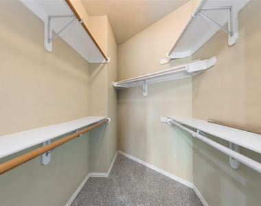 937 Parker Drive - Photo Thumbnail 26