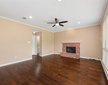 937 Parker Drive - Photo Thumbnail 1