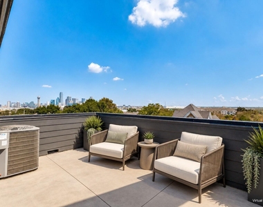 701 N Lancaster Avenue - Photo Thumbnail 2