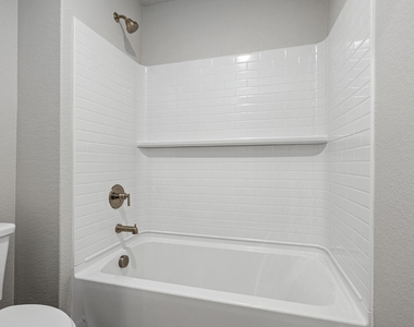 1725 Paul Drive - Photo Thumbnail 6