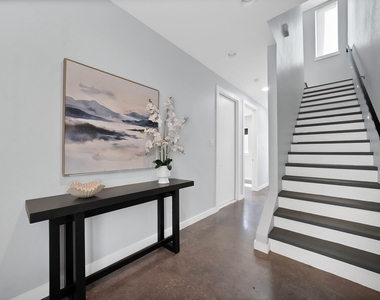 4935 Zuma Court - Photo Thumbnail 30