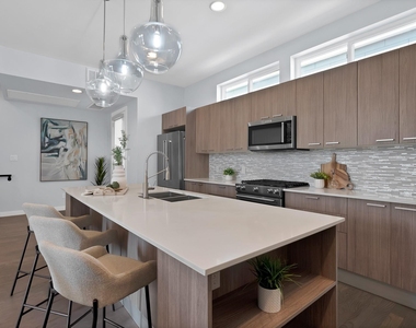 4935 Zuma Court - Photo Thumbnail 10