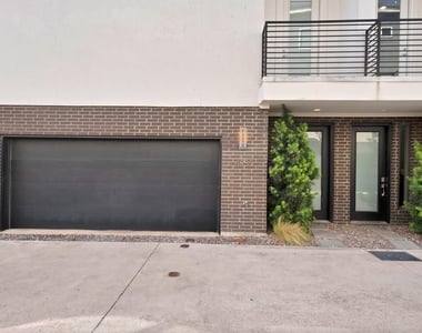 4935 Zuma Court - Photo Thumbnail 3
