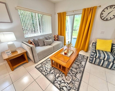 8000 Carnoustie Place - Photo Thumbnail 2