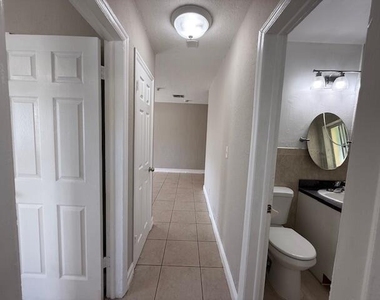 400 Metcalf Court - Photo Thumbnail 9