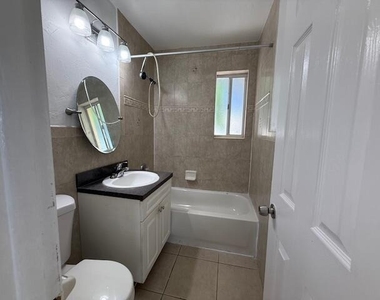 400 Metcalf Court - Photo Thumbnail 16