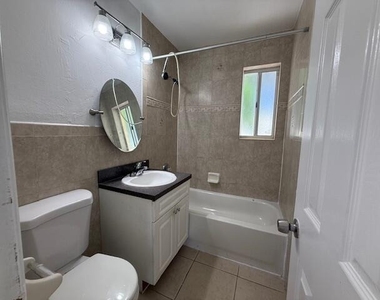 400 Metcalf Court - Photo Thumbnail 17