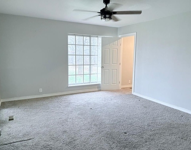 8520 E Covell Road - Photo Thumbnail 5