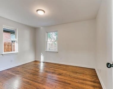 1510 Bedford Lane - Photo Thumbnail 11