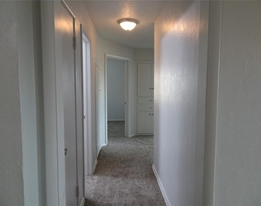 2305 Maple Drive - Photo Thumbnail 17