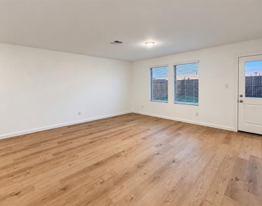 12508 Spruce Knob Lane - Photo Thumbnail 6