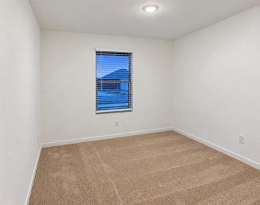 12508 Spruce Knob Lane - Photo Thumbnail 11