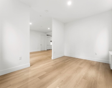 55 Broad Street - Photo Thumbnail 6