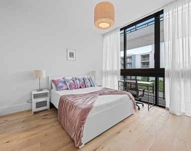 160 Isle Of Venice Drive - Photo Thumbnail 21