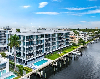 160 Isle Of Venice Drive - Photo Thumbnail 1