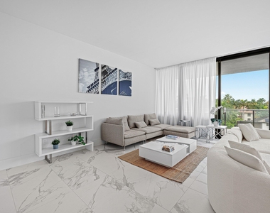 160 Isle Of Venice Drive - Photo Thumbnail 8