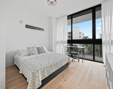 160 Isle Of Venice Drive - Photo Thumbnail 23