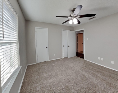 725 Maple Glen Drive - Photo Thumbnail 14