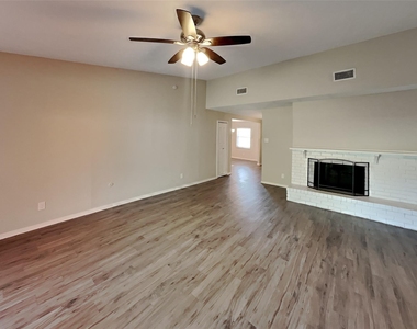 3905 Branch Hollow Drive - Photo Thumbnail 1