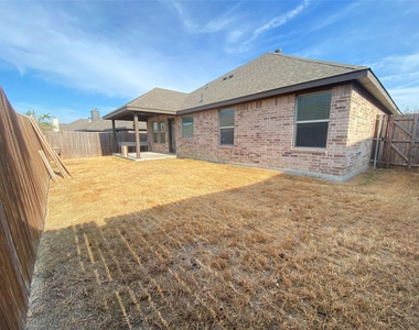 228 Buckskin Drive - Photo Thumbnail 22