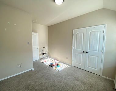 228 Buckskin Drive - Photo Thumbnail 17