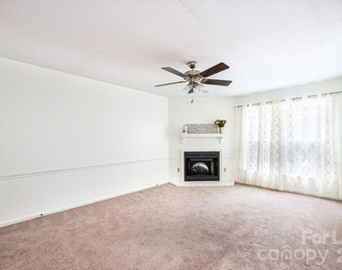 617 College Avenue Sw - Photo Thumbnail 3