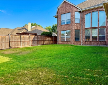 5828 Southmoor Lane - Photo Thumbnail 29