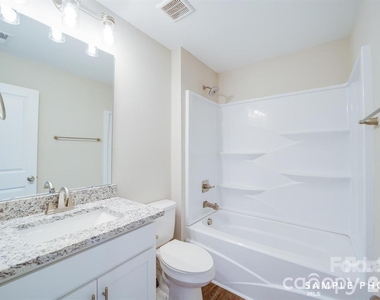 1245 Carolyn Avenue - Photo Thumbnail 4