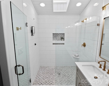 1943 Watlington Drive - Photo Thumbnail 25