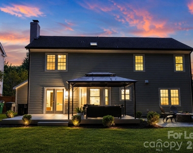 1943 Watlington Drive - Photo Thumbnail 2