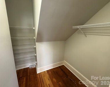 102 W Second Avenue - Photo Thumbnail 3