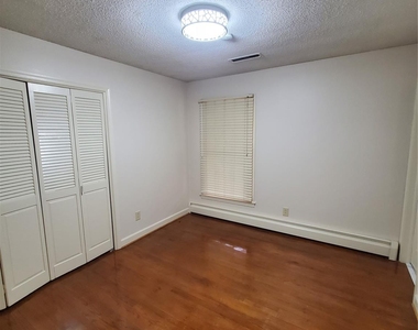 614 Carolina Avenue S - Photo Thumbnail 18