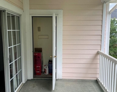 8757 Coralbell Lane - Photo Thumbnail 13