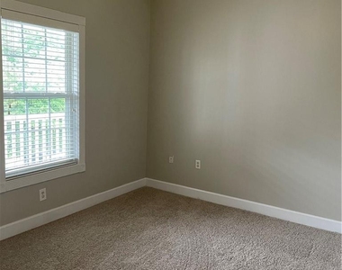 8757 Coralbell Lane - Photo Thumbnail 4