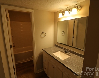 1 Circle Street - Photo Thumbnail 8