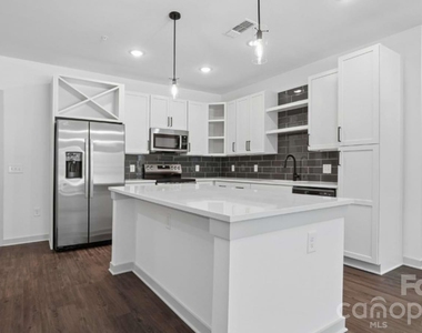 9414 Mallard Creek Road - Photo Thumbnail 29