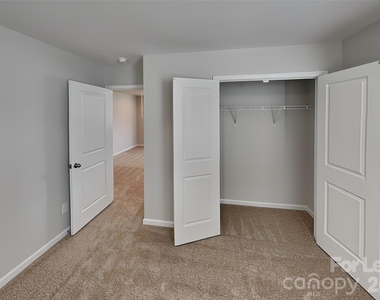 6013 Dutton Drive - Photo Thumbnail 8
