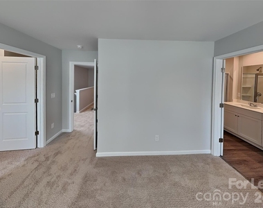 6013 Dutton Drive - Photo Thumbnail 10