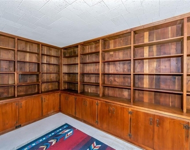 1061 Boaz Road - Photo Thumbnail 6