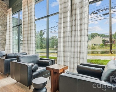9414 Mallard Creek Road - Photo Thumbnail 10