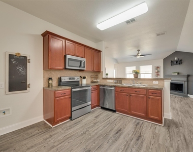 12310 Orloff Drive - Photo Thumbnail 3