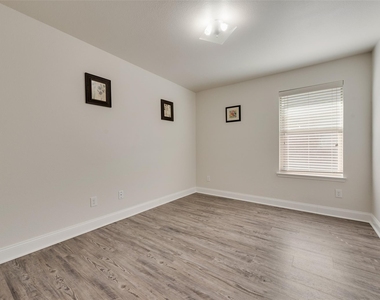 12310 Orloff Drive - Photo Thumbnail 12