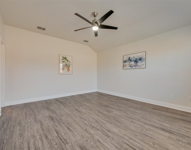 12310 Orloff Drive - Photo Thumbnail 9