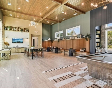 9414 Mallard Creek Road - Photo Thumbnail 12