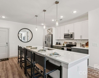 9414 Mallard Creek Road - Photo Thumbnail 21