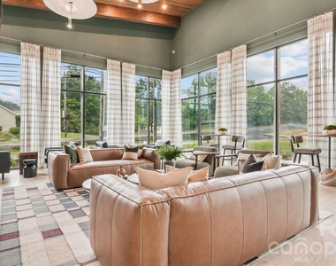 9414 Mallard Creek Road - Photo Thumbnail 14