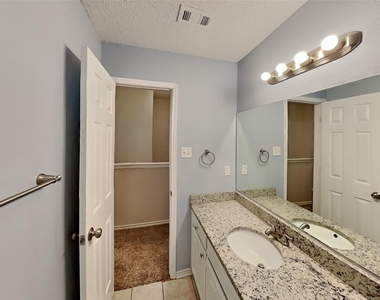 811 Rockefeller Lane - Photo Thumbnail 18