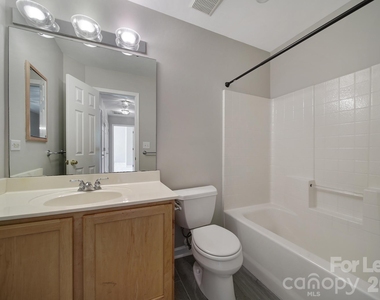 17224 Bridgeton Lane - Photo Thumbnail 14